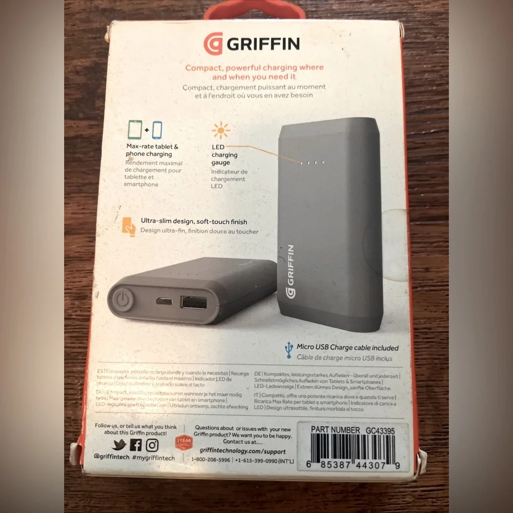Griffin Reserve Power Bank's capacity & charging capability 9,000 mAh 3.6 Extra